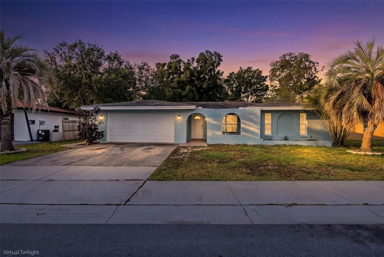 1815 Driftwood Cir., Oldsmar, FL 34677