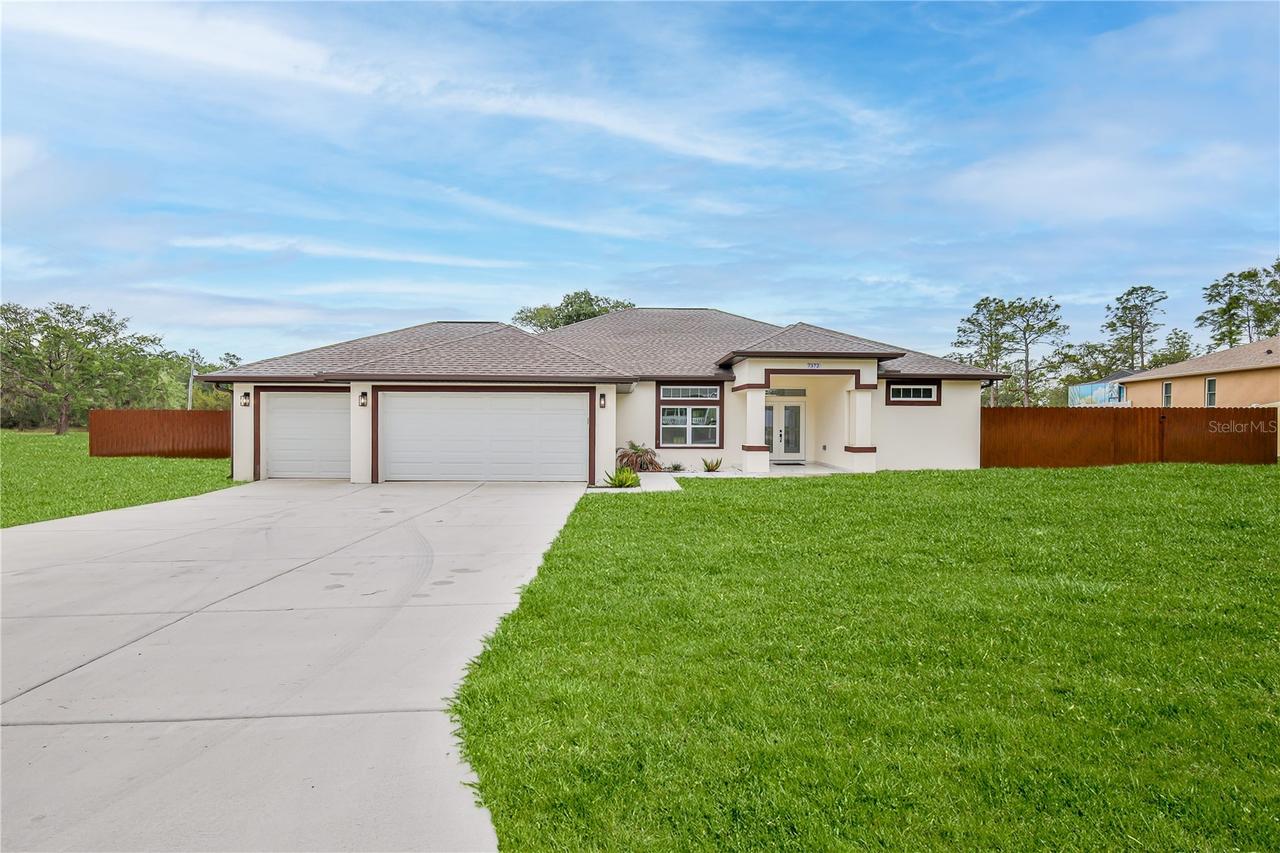 7372 Madrid Rd., Weeki Wachee, FL 34613