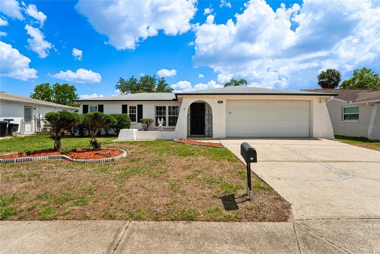 7234 Lincoln Park Ln, Port Richey, FL 34667
