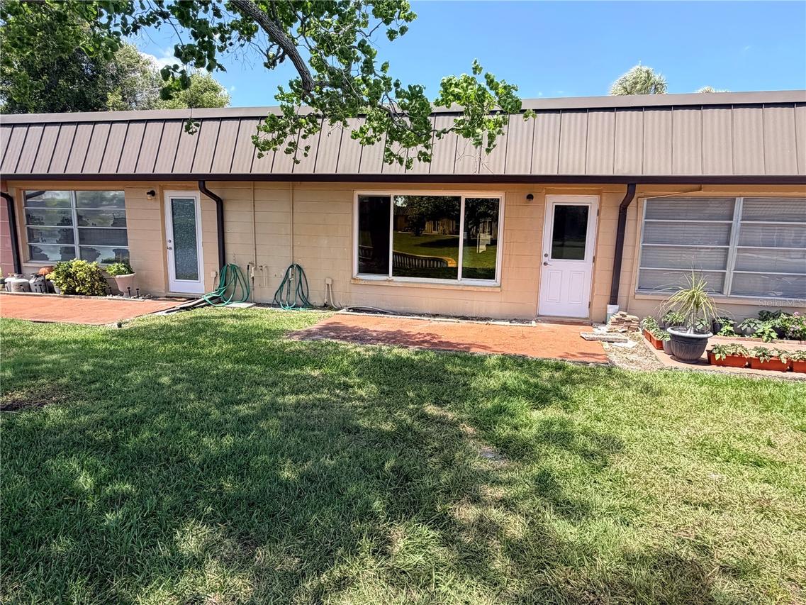 4446 Rustic Dr. #E, New Port Richey, FL 34652