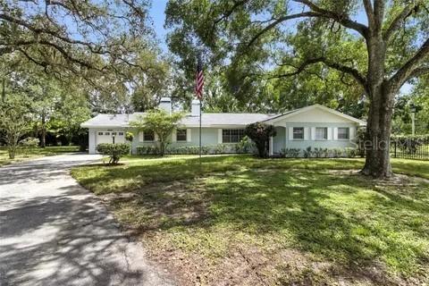 2510 Lake Ellen Dr., Tampa, FL 33618