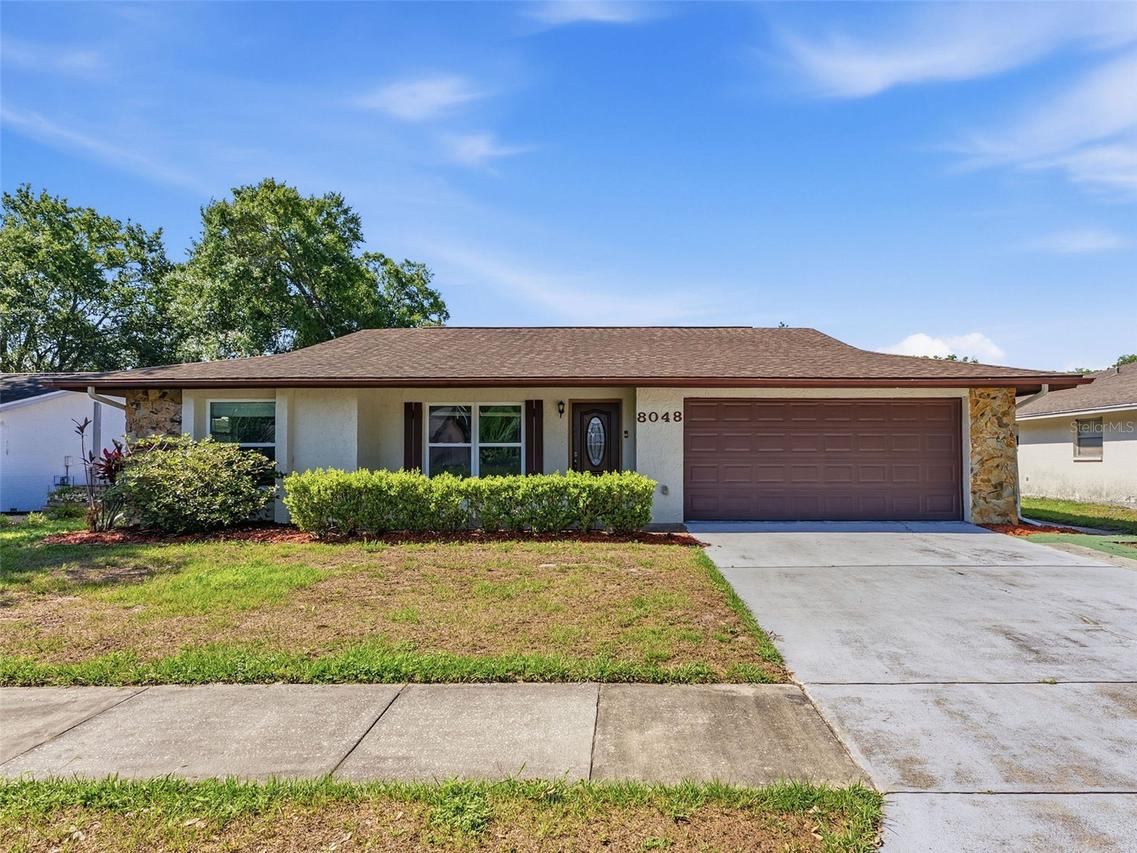 8048 Blue Finch Way, New Port Richey, FL 34653