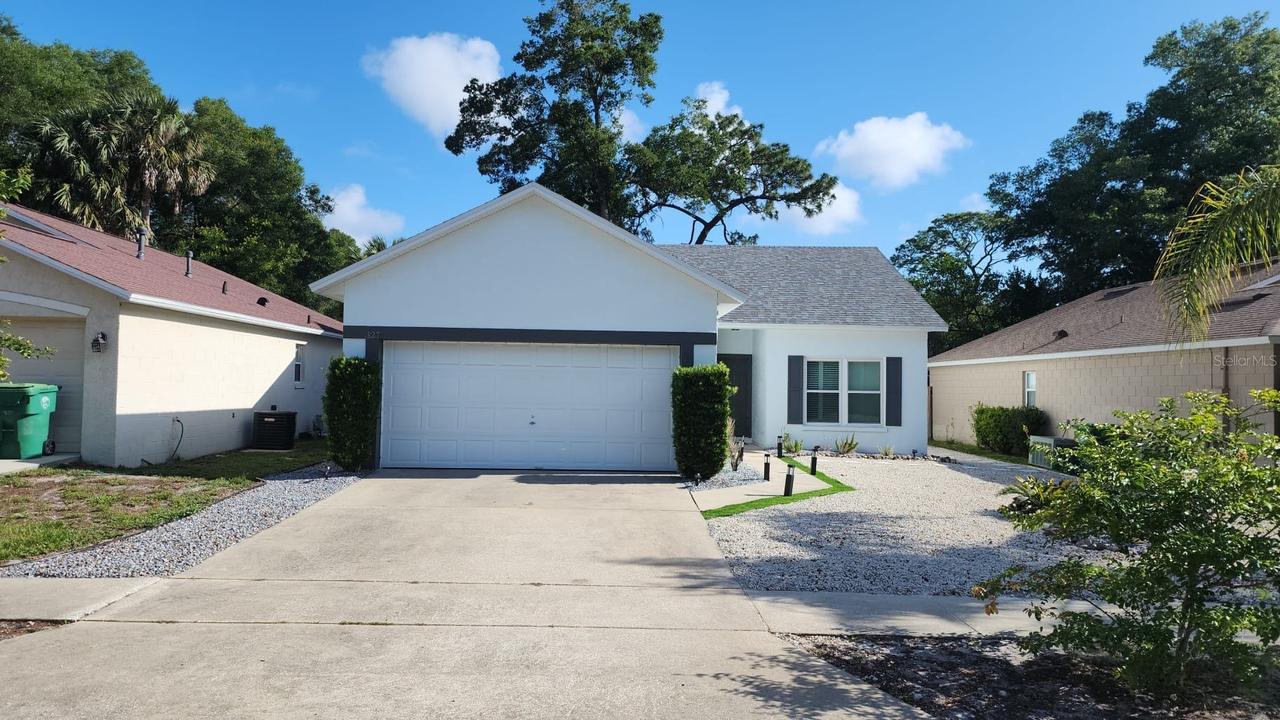 327 Heritage Estates Ln., Deland, FL 32720