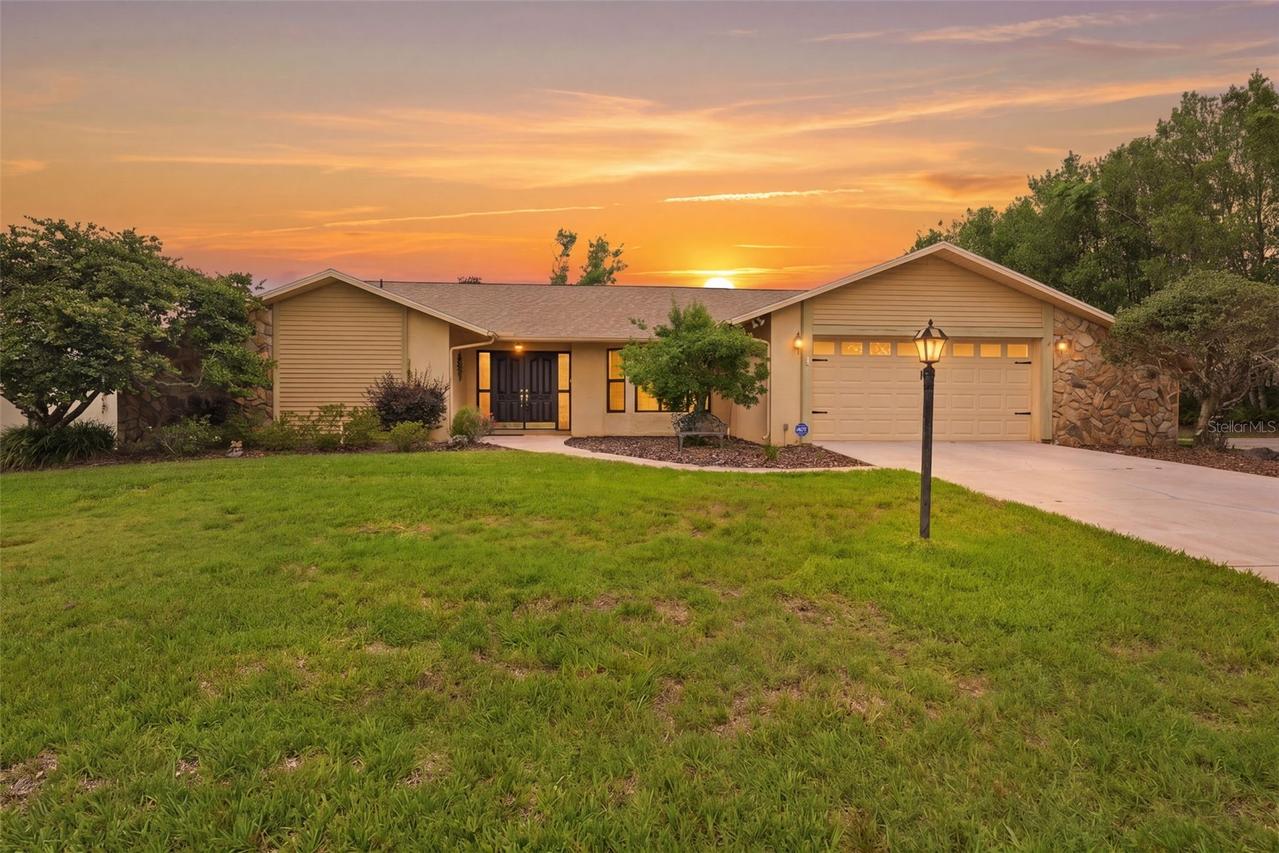 5227 Suwannee Rd., Weeki Wachee, FL 34607