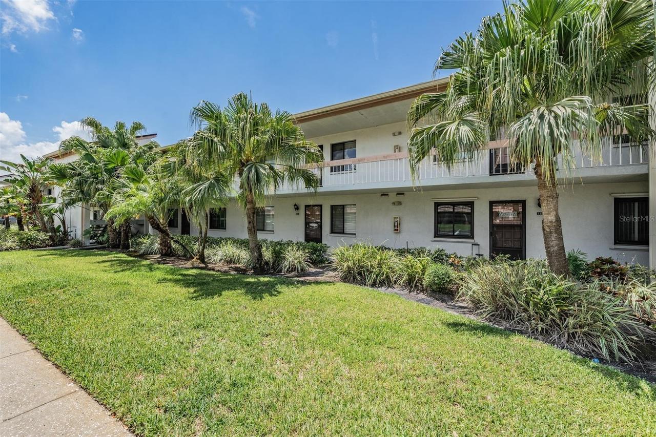 112 Lakeview Pl. #12, Oldsmar, FL 34677
