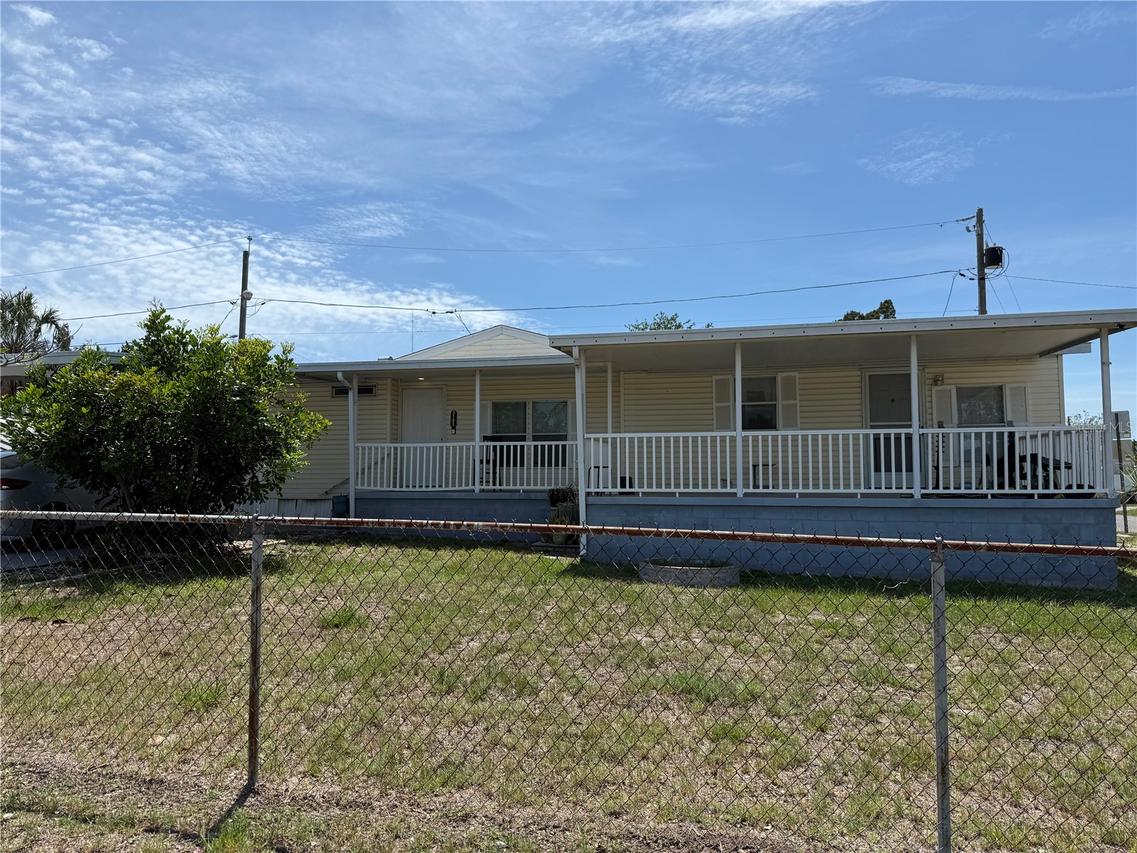 2141 Speck Dr., Holiday, FL 34691