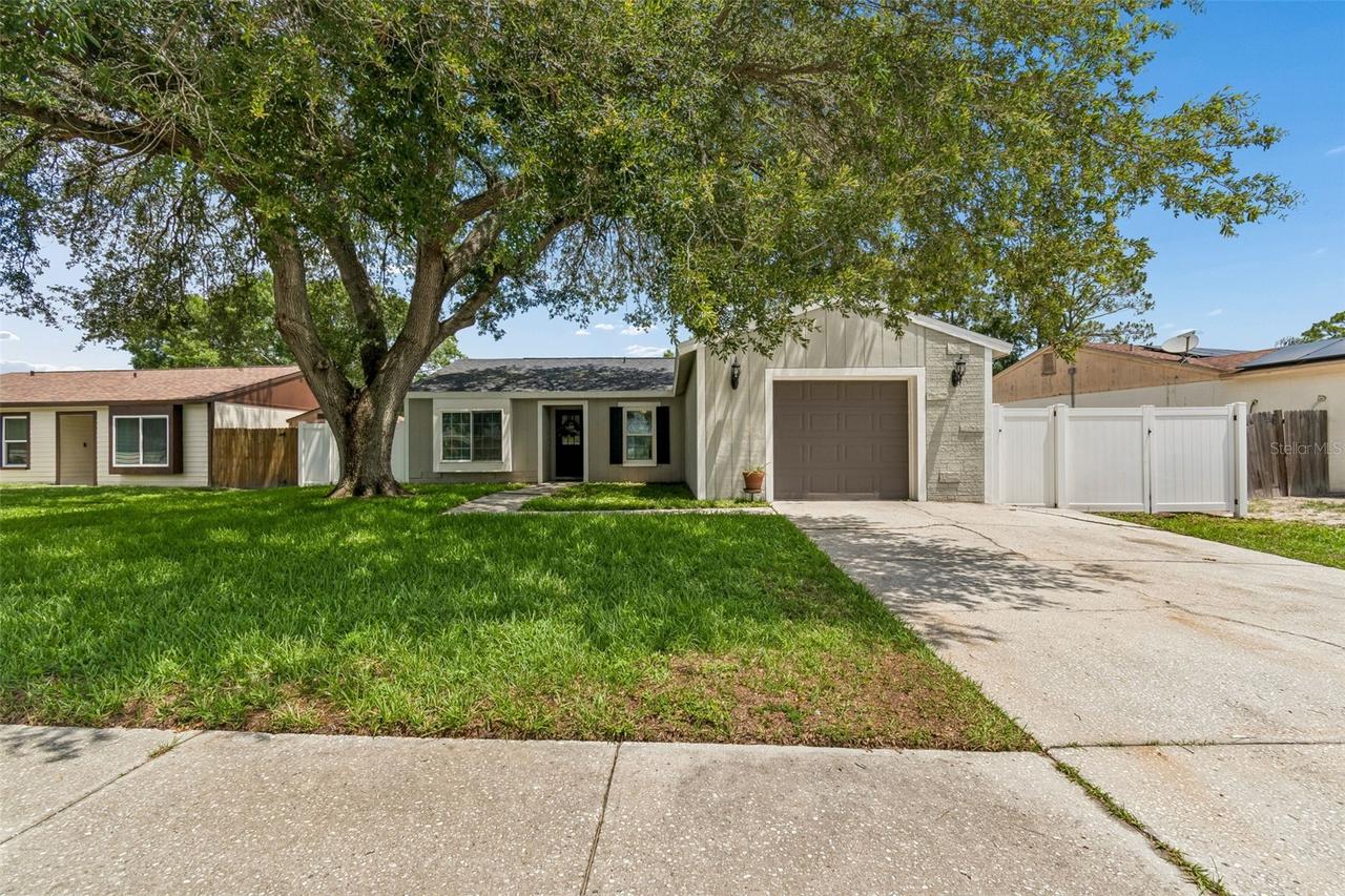 5707 Ridgestone Dr., Tampa, FL 33625