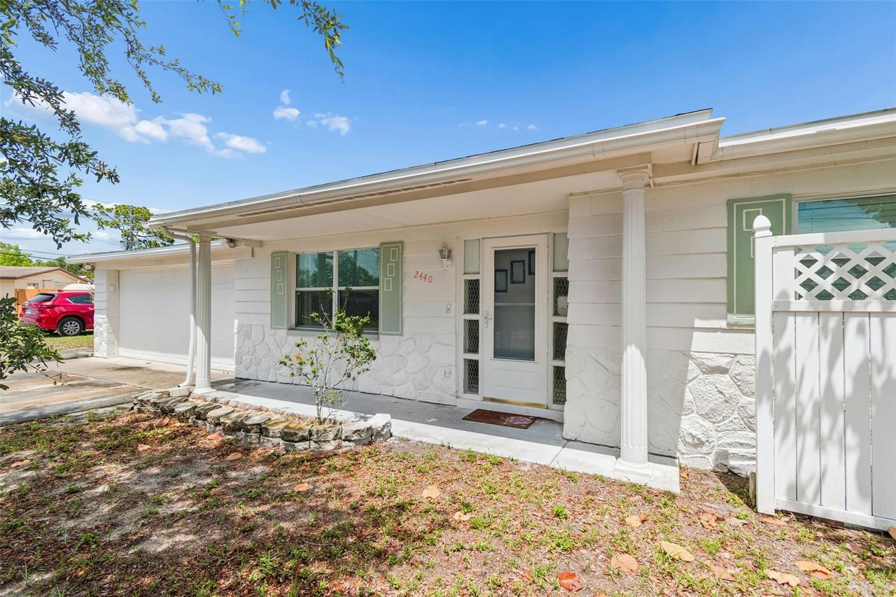 2440 Arcadia Rd., Holiday, FL 34690