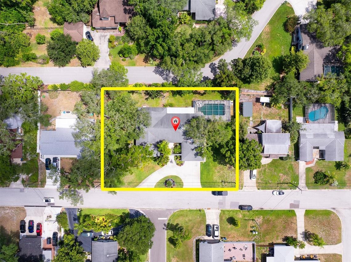 1350 Fairway Dr., Dunedin, FL 34698