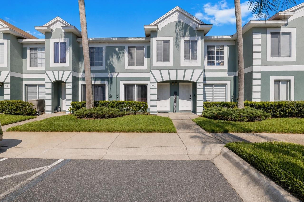 1907 Fluorshire Dr., Brandon, FL 33511