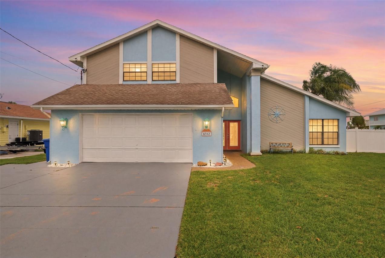 4262 Paradise Cir., Hernando Beach, FL 34607
