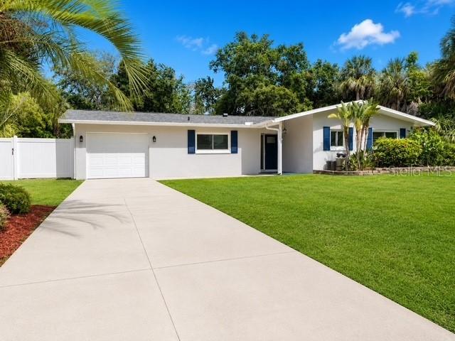 103 Carlyle Dr., Palm Harbor, FL 34683