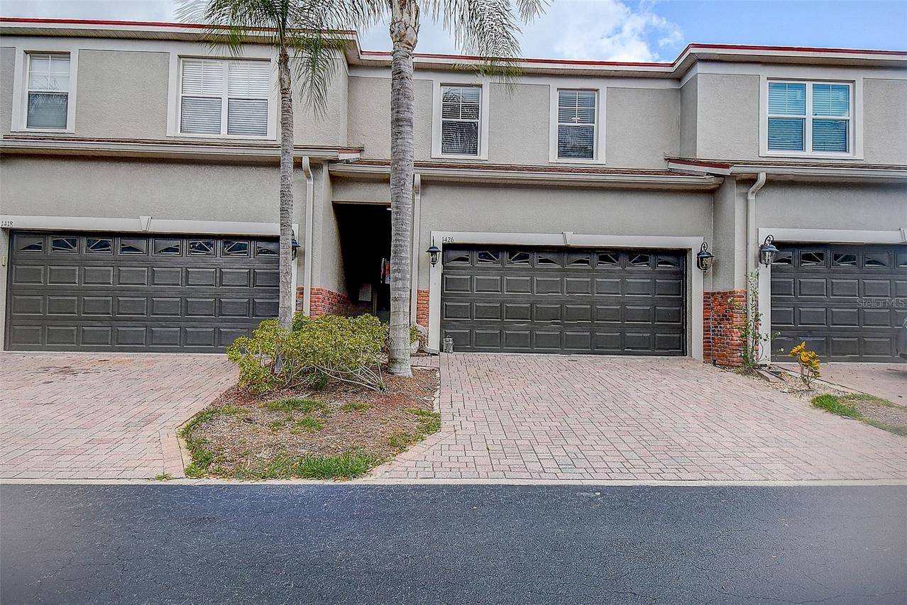 1426 Hillview Ln., Tarpon Springs, FL 34689