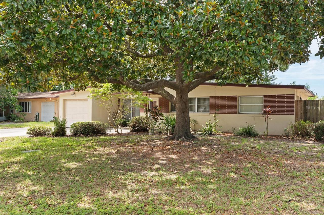 2221 Curtis Dr., Clearwater, FL 33764
