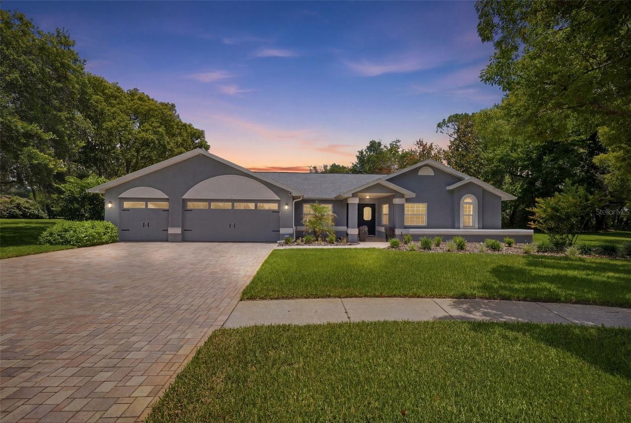 322 Hollow Oak Ct., Spring Hill, FL 34609