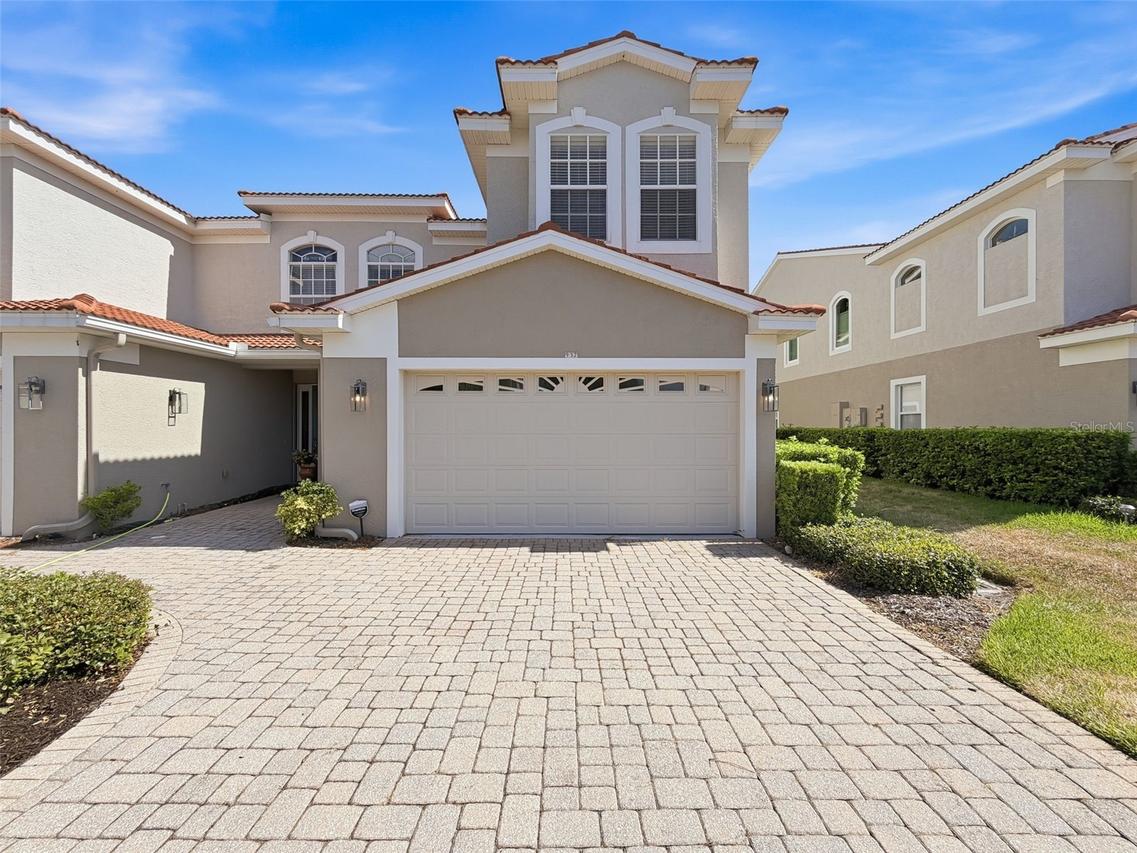 937 Canino Ct., Palm Harbor, FL 34683