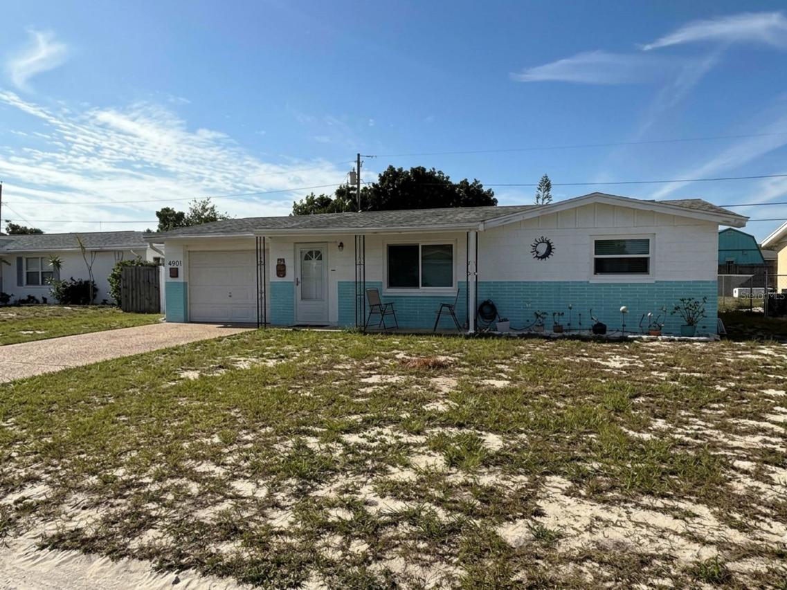 4901 Picture Ave., Holiday, FL 34690