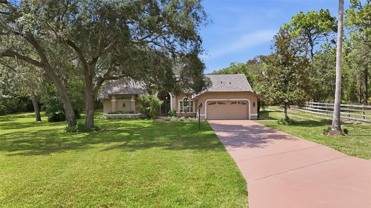 11109 Golden Eagle Ave., Weeki Wachee, FL 34613