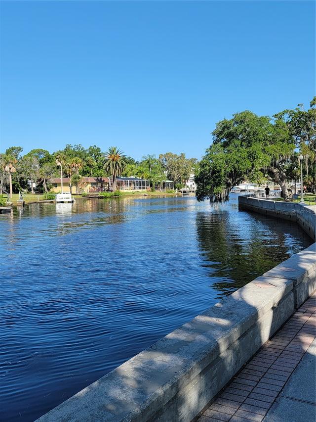 5651 Orange Grove Ave., New Port Richey, FL 34652