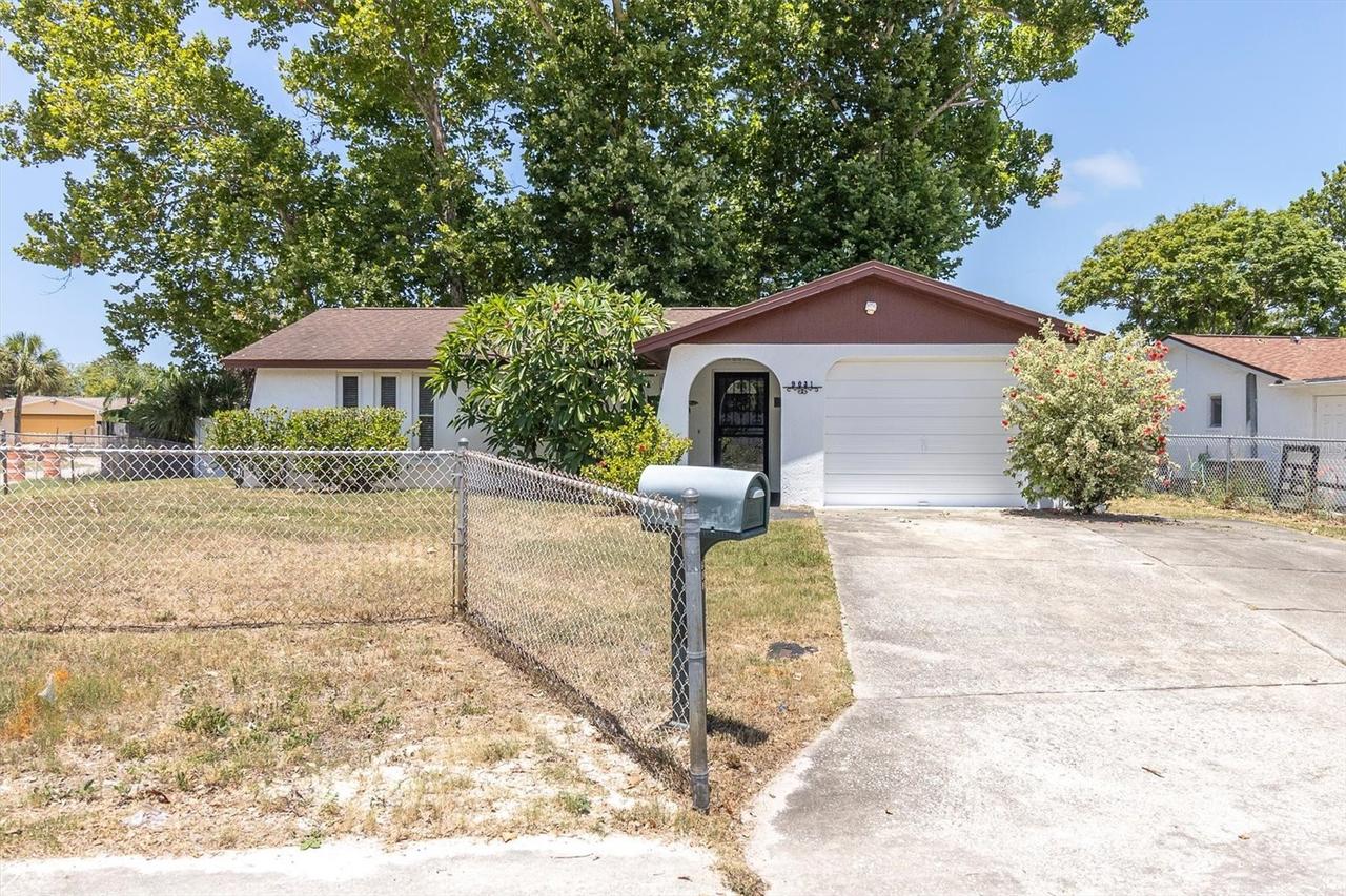 9031 Crabtree Ln., Port Richey, FL 34668