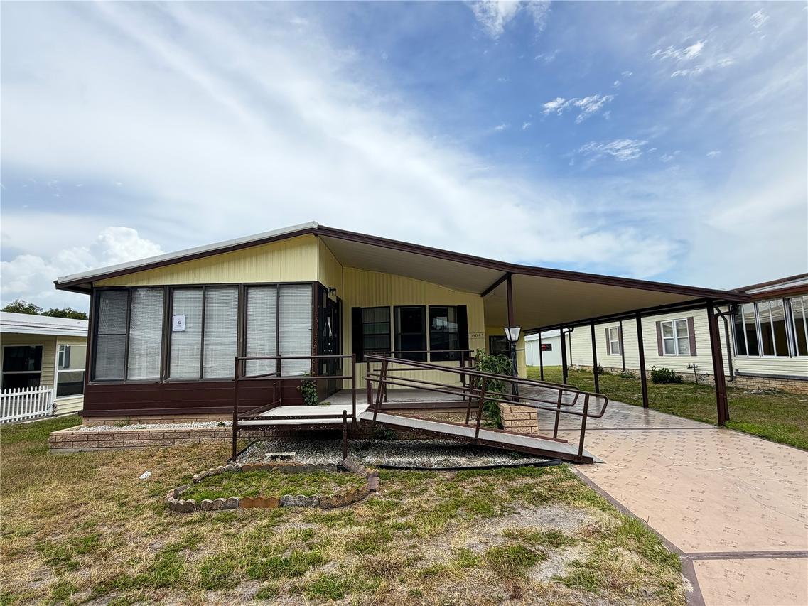 35044 Mcculloughs Leap, Zephyrhills, FL 33541