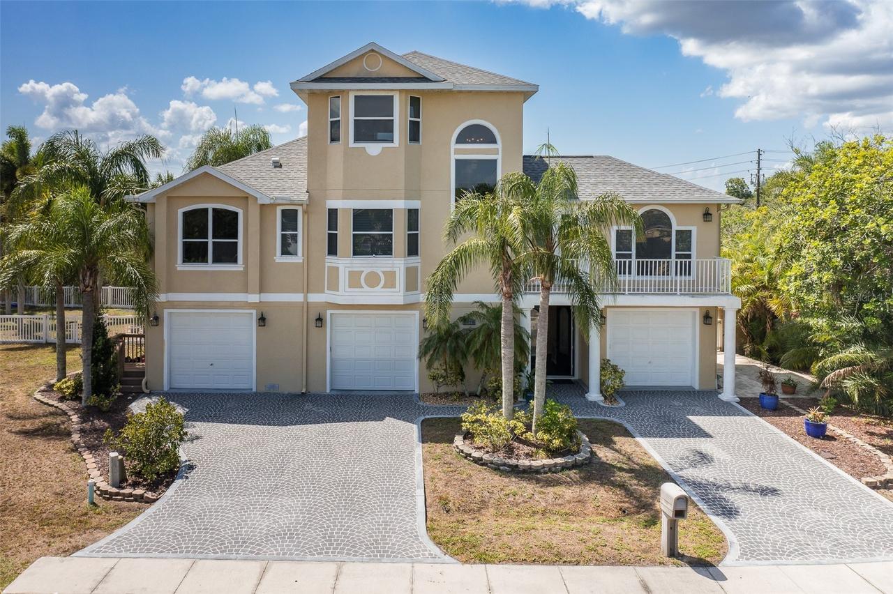 3020 Sheppards Crook Ct., Holiday, FL 34691