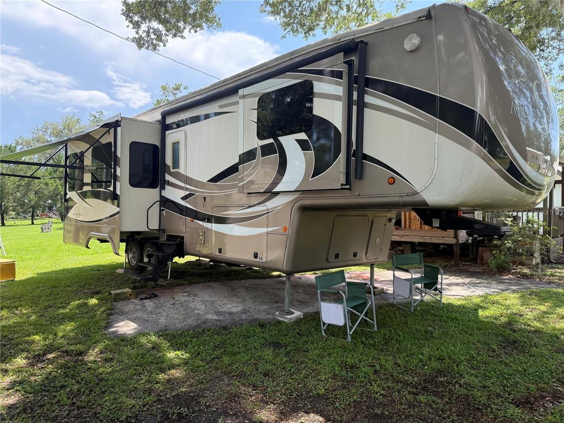 2092 Culbreath Rd. #D24, Brooksville, FL 34602