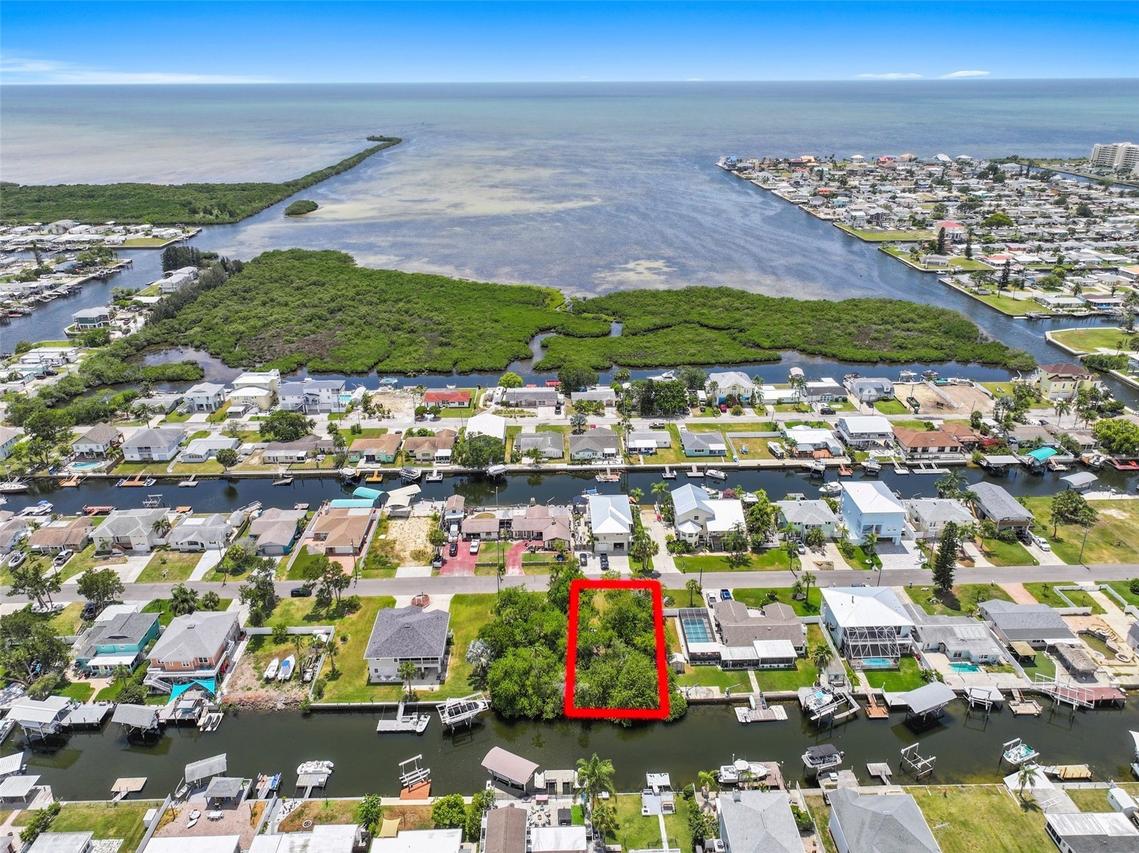 13330 Sunfish Dr., Hudson, FL 34667