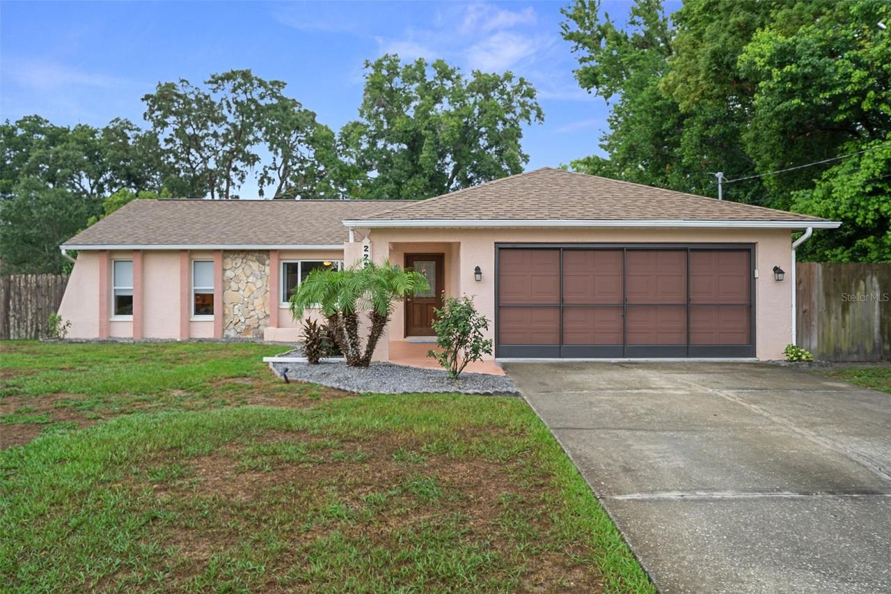 2292 Waterfall Dr., Spring Hill, FL 34608