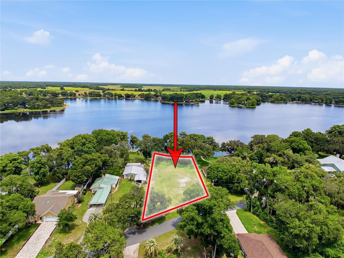 6941 S Aloysia Ave., Floral City, FL 34436