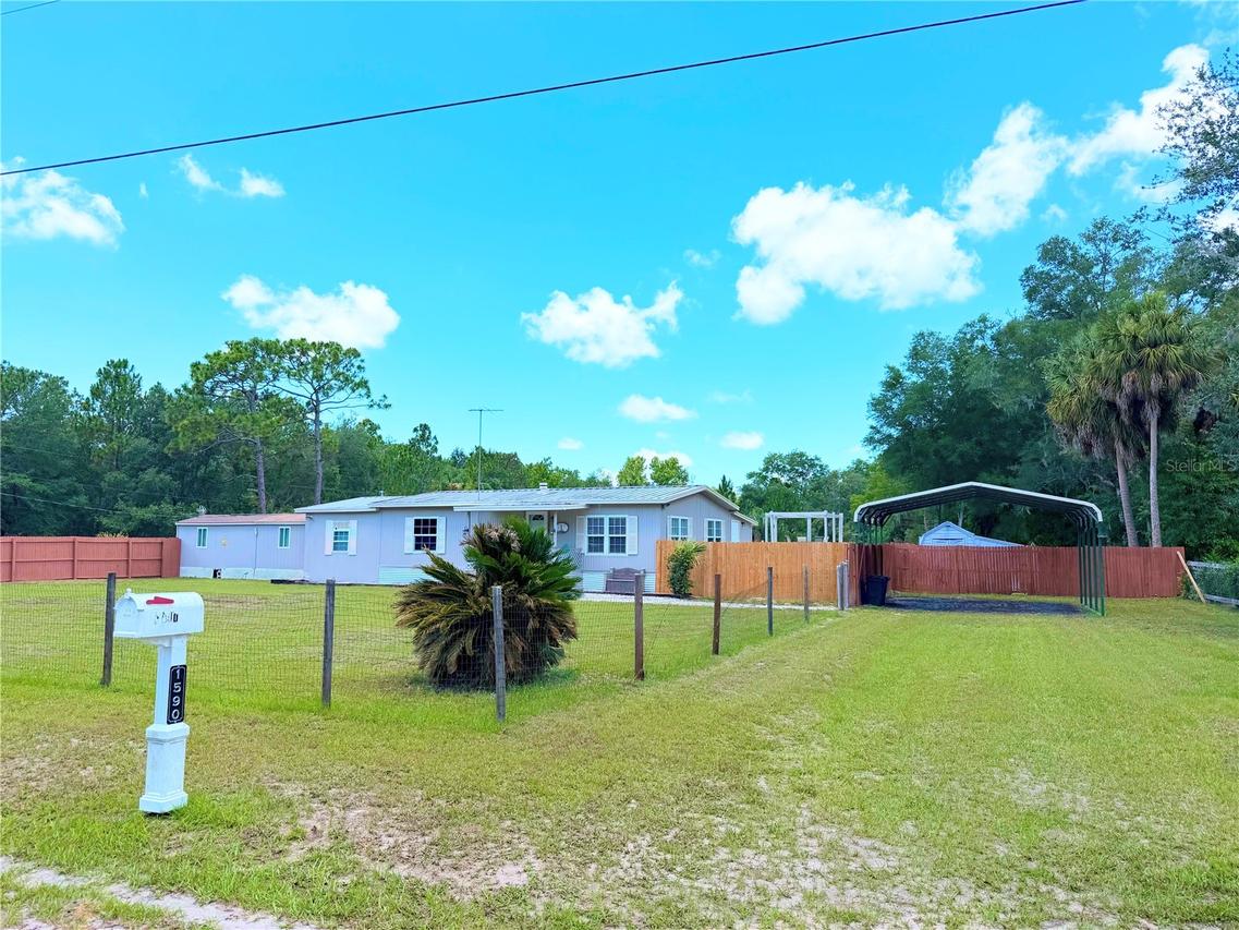 1590 S Palm Ave., Homosassa, FL 34448