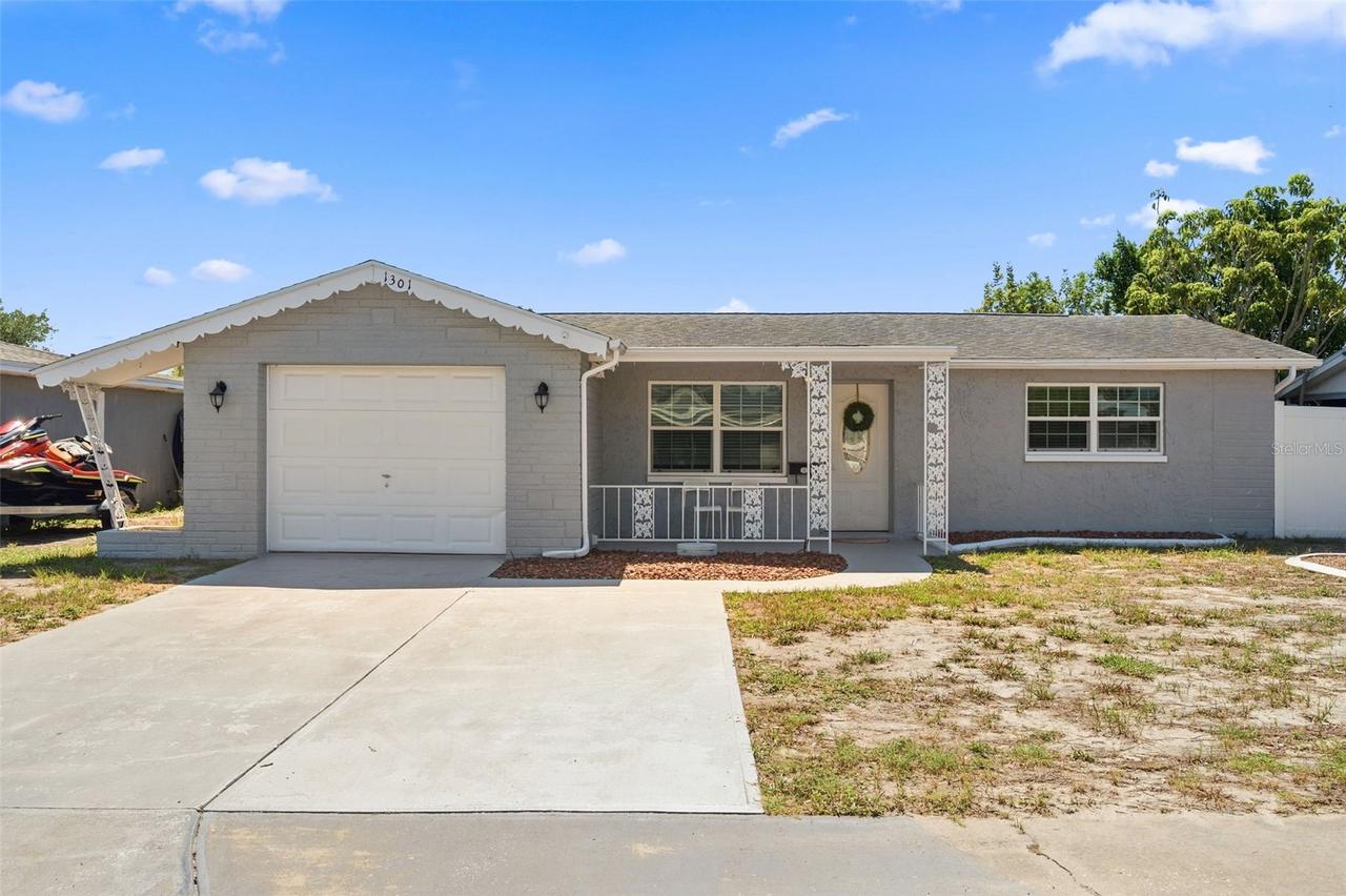 1301 Viking Dr., Holiday, FL 34691