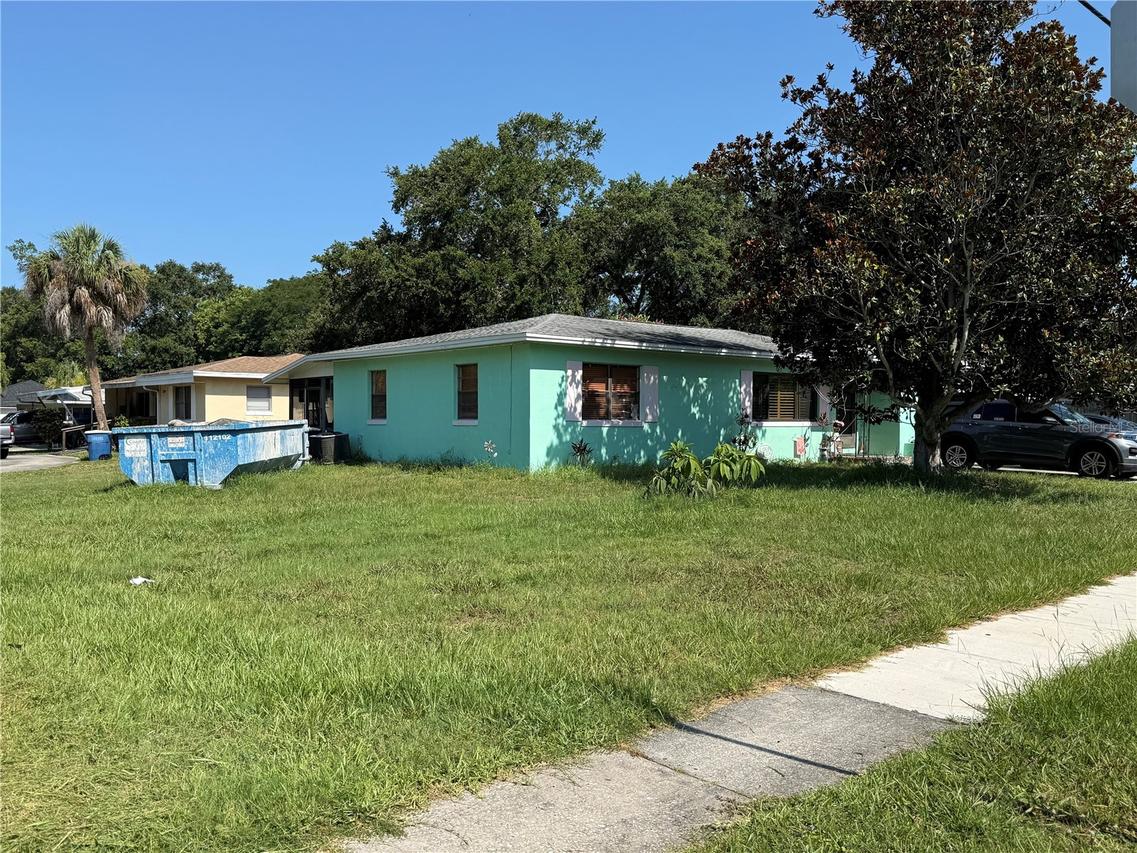 1410 Kings Hwy., Clearwater, FL 33755
