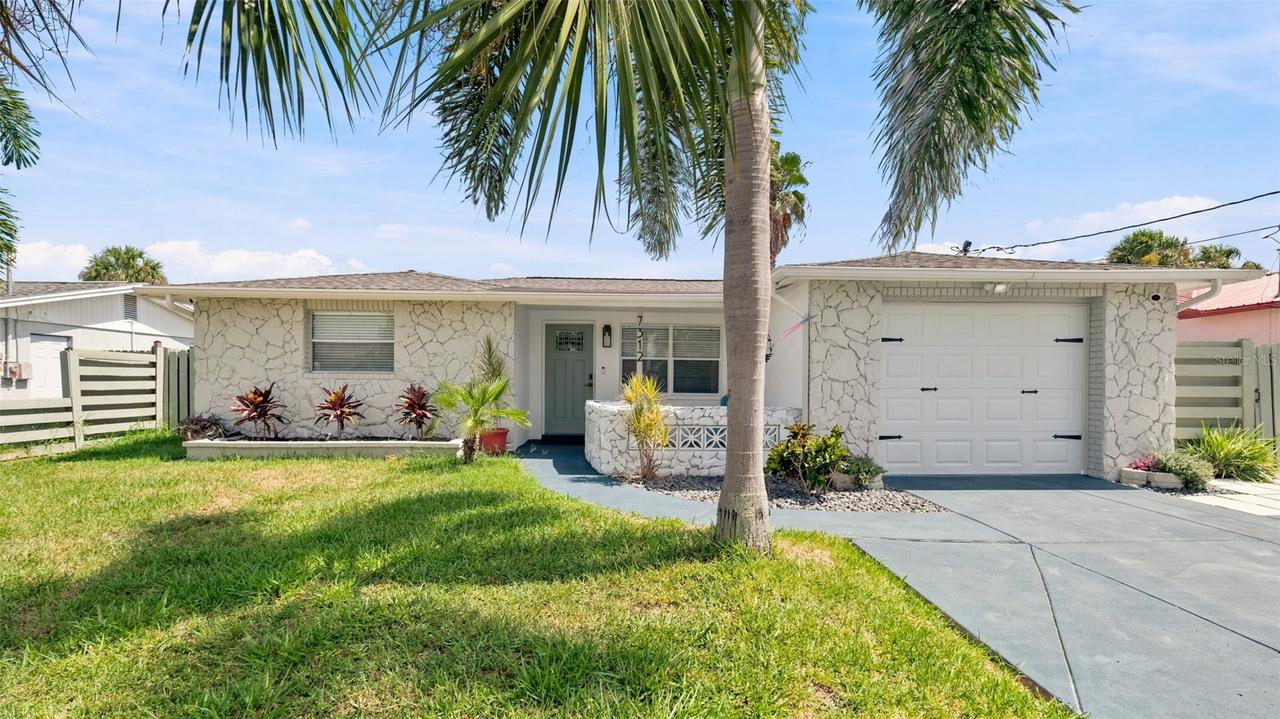 7312 Mako Dr., Hudson, FL 34667