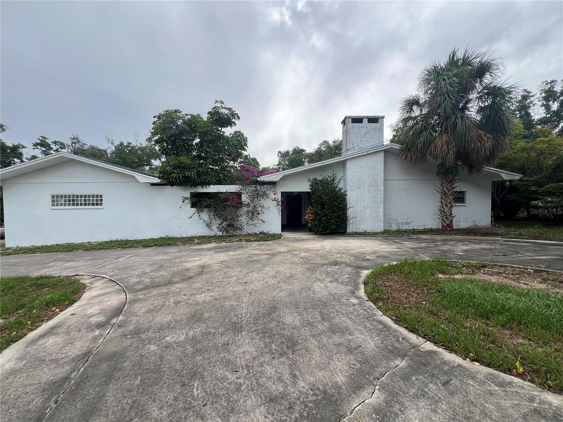 425 Craig Dr., Tarpon Springs, FL 34689