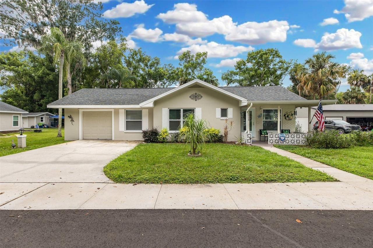 5708 Homecrest Rd., New Port Richey, FL 34652
