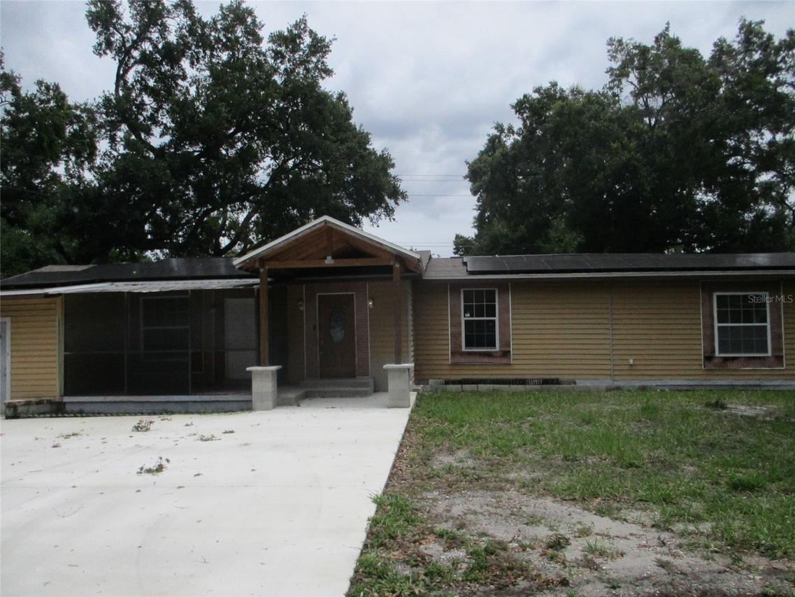 302 E 130th Ave., Tampa, FL 33612