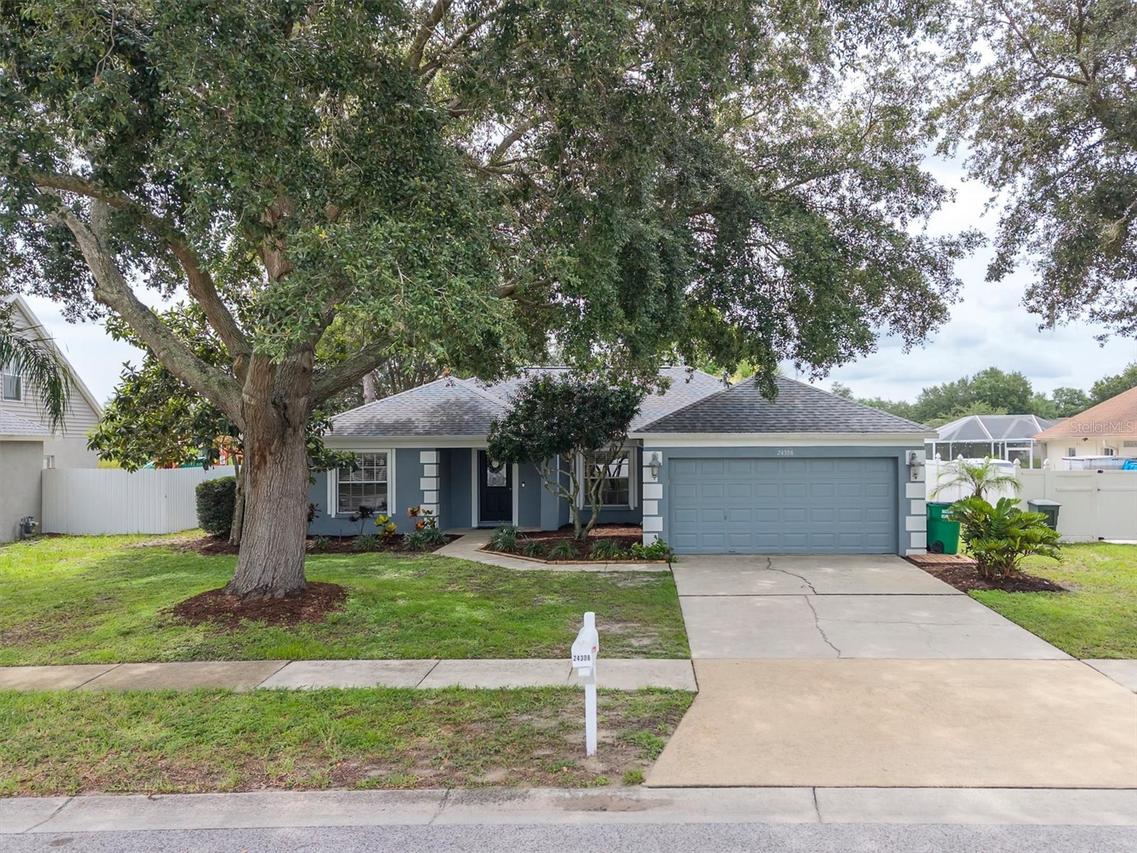 24308 Landing Dr., Lutz, FL 33559
