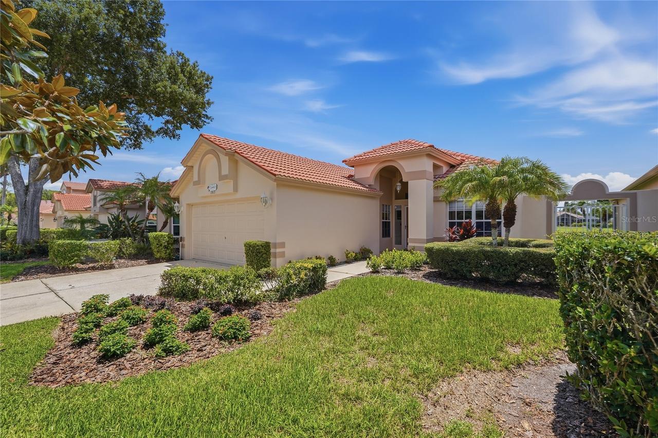 1063 Dartford Dr., Tarpon Springs, FL 34688