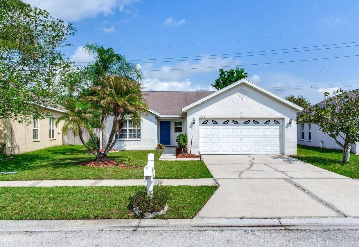 1126 Vinetree Dr., Brandon, FL 33510