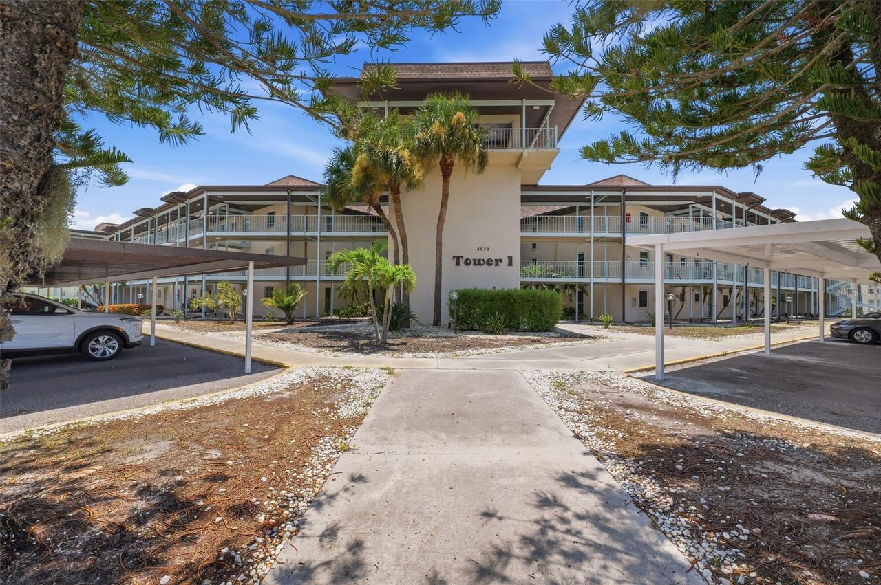 4678 Marine Pkwy. #105, New Port Richey, FL 34652
