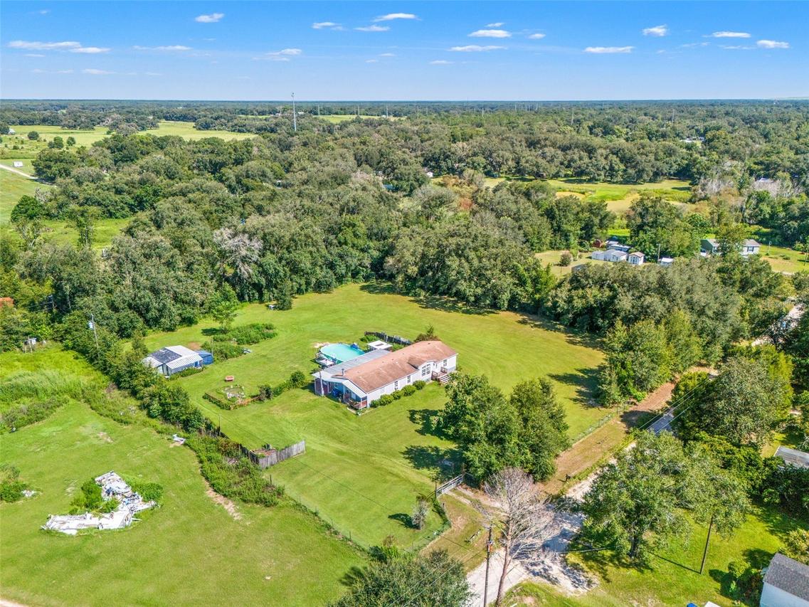 8512 Hamster Dr., Zephyrhills, FL 33540