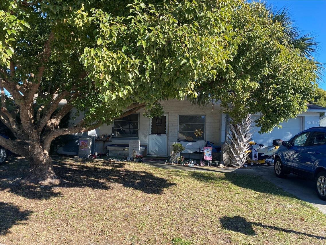 10018 Cherry Creek Ln., Port Richey, FL 34668