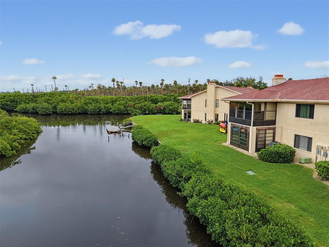9950 Eagles Point Cir. #2, Port Richey, FL 34668