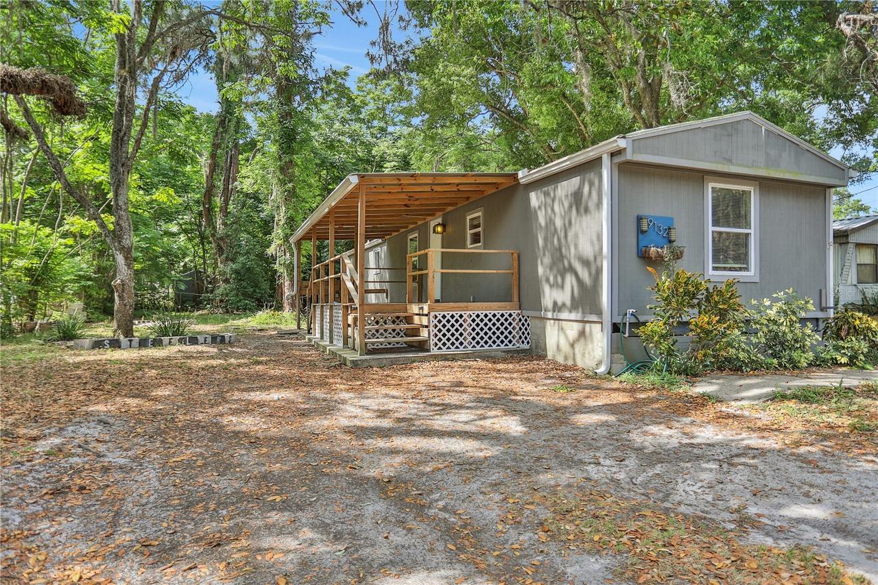 9132 Mango St., New Port Richey, FL 34654