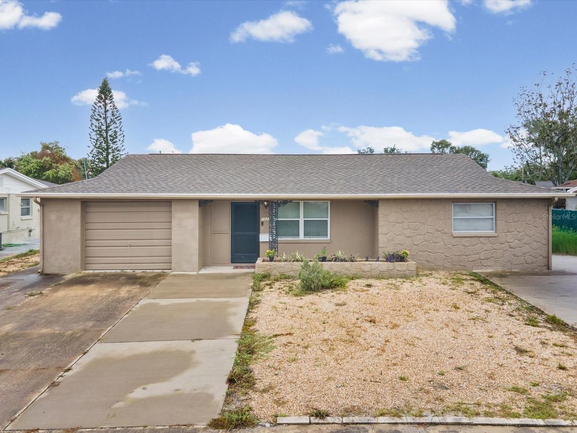 1023 Viking Dr., Holiday, FL 34691
