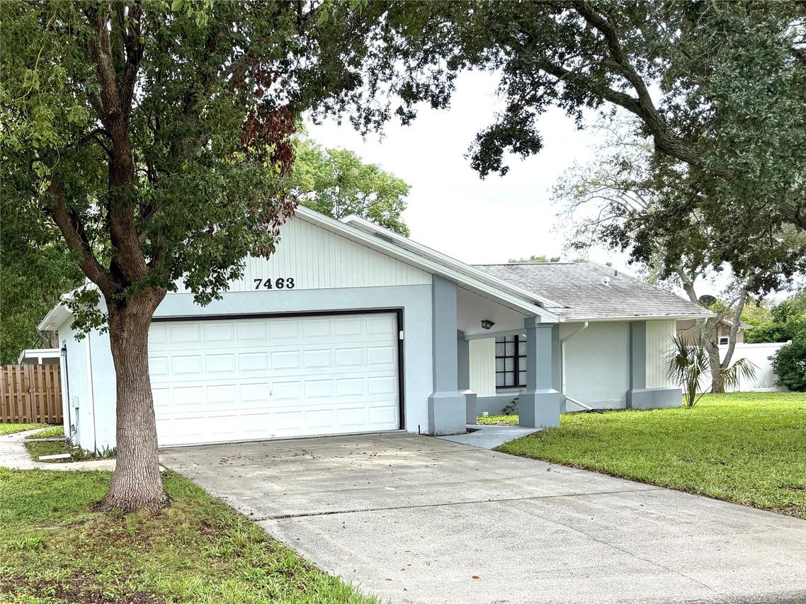 7463 Philatelic Dr., Spring Hill, FL 34606