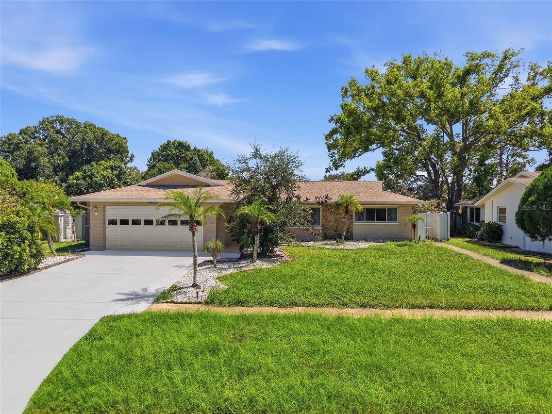 1403 Garden Ave., Tarpon Springs, FL 34689
