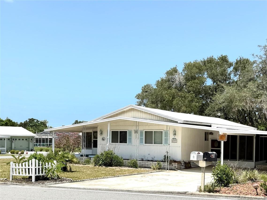 8253 Highpoint Blvd., Brooksville, FL 34613