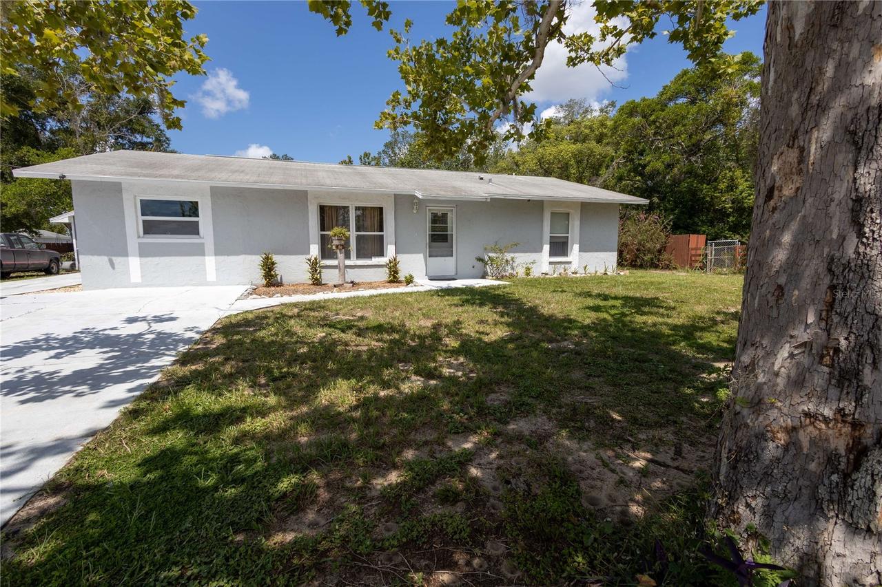 8301 Weeping Willow St., Brooksville, FL 34613